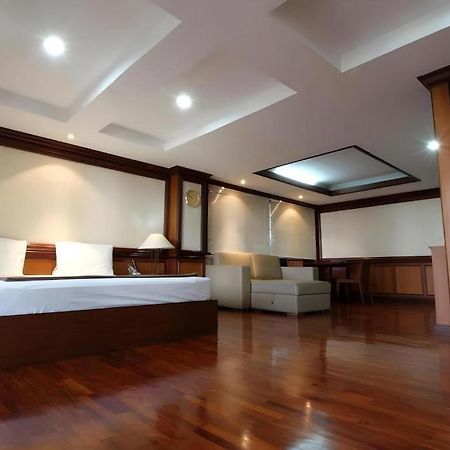 Alameda Suites Hotel Bangkok Luaran gambar