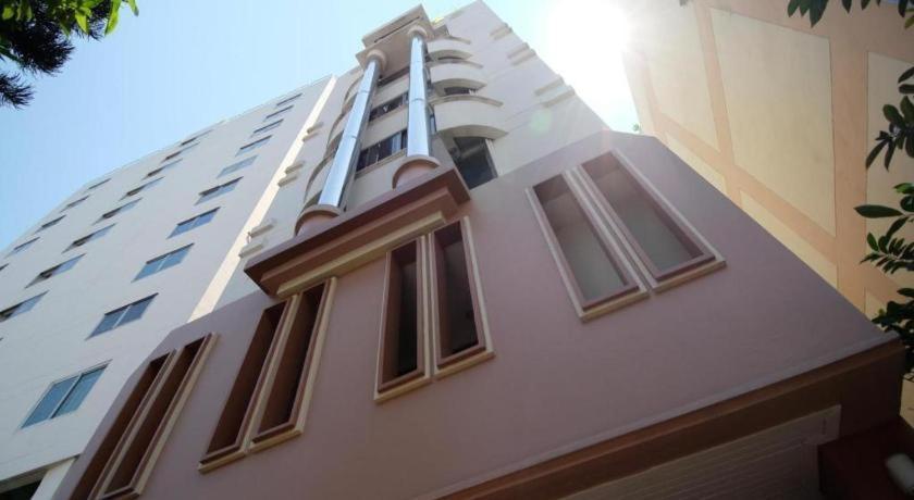 Alameda Suites Hotel Bangkok Luaran gambar