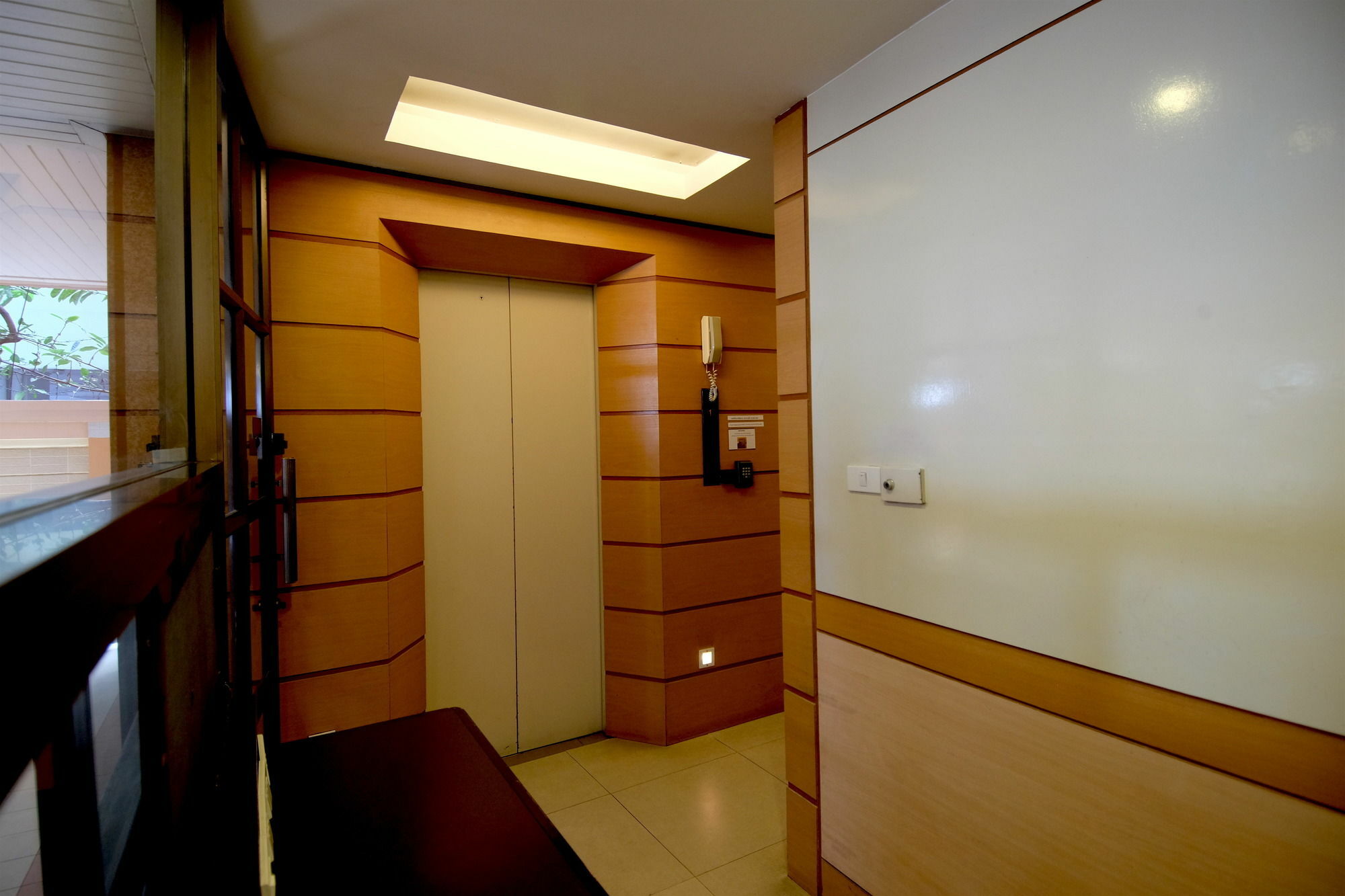 Alameda Suites Hotel Bangkok Luaran gambar